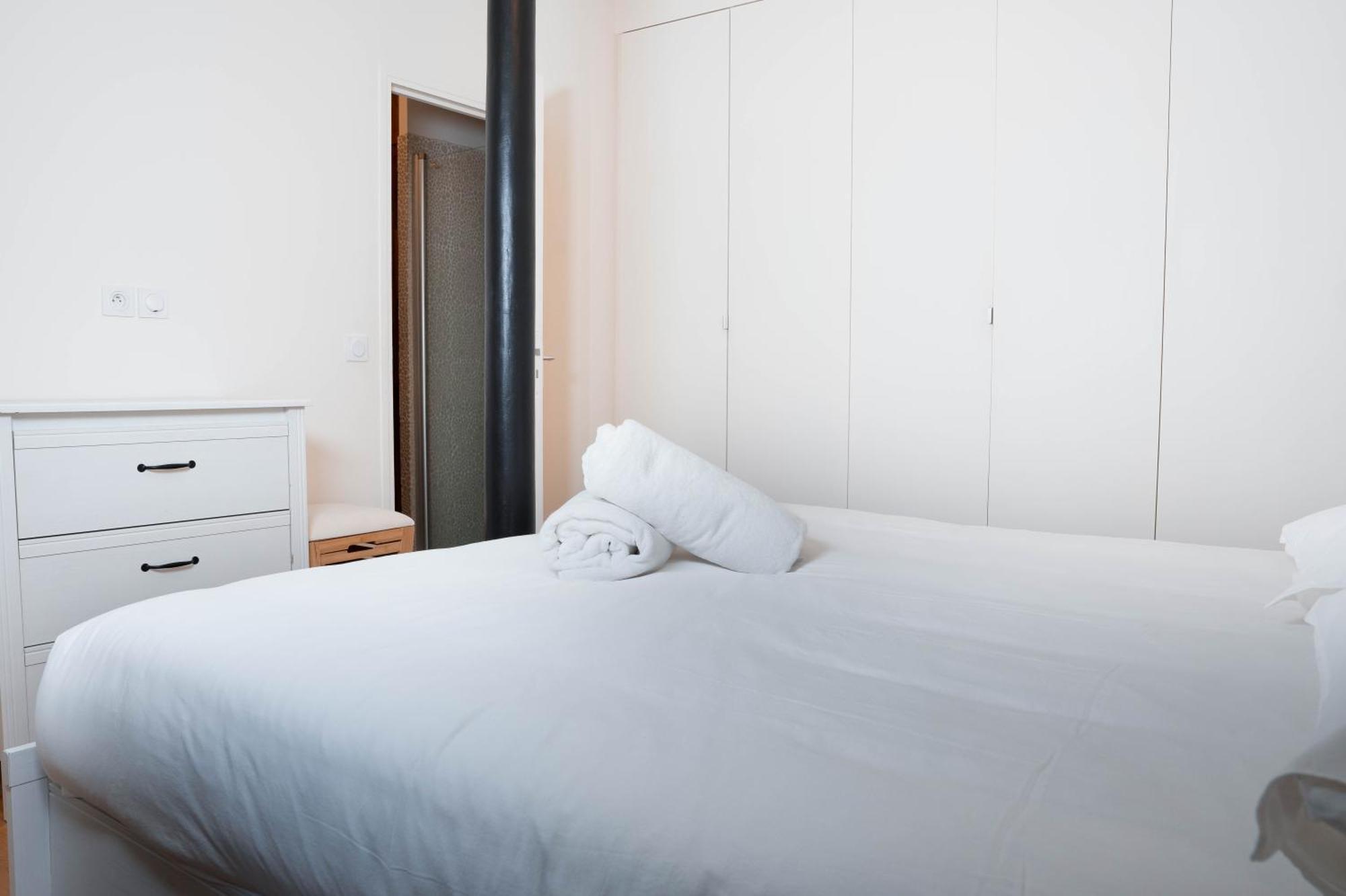 Loft Petion Dog Friendly Apartment Париж Екстериор снимка