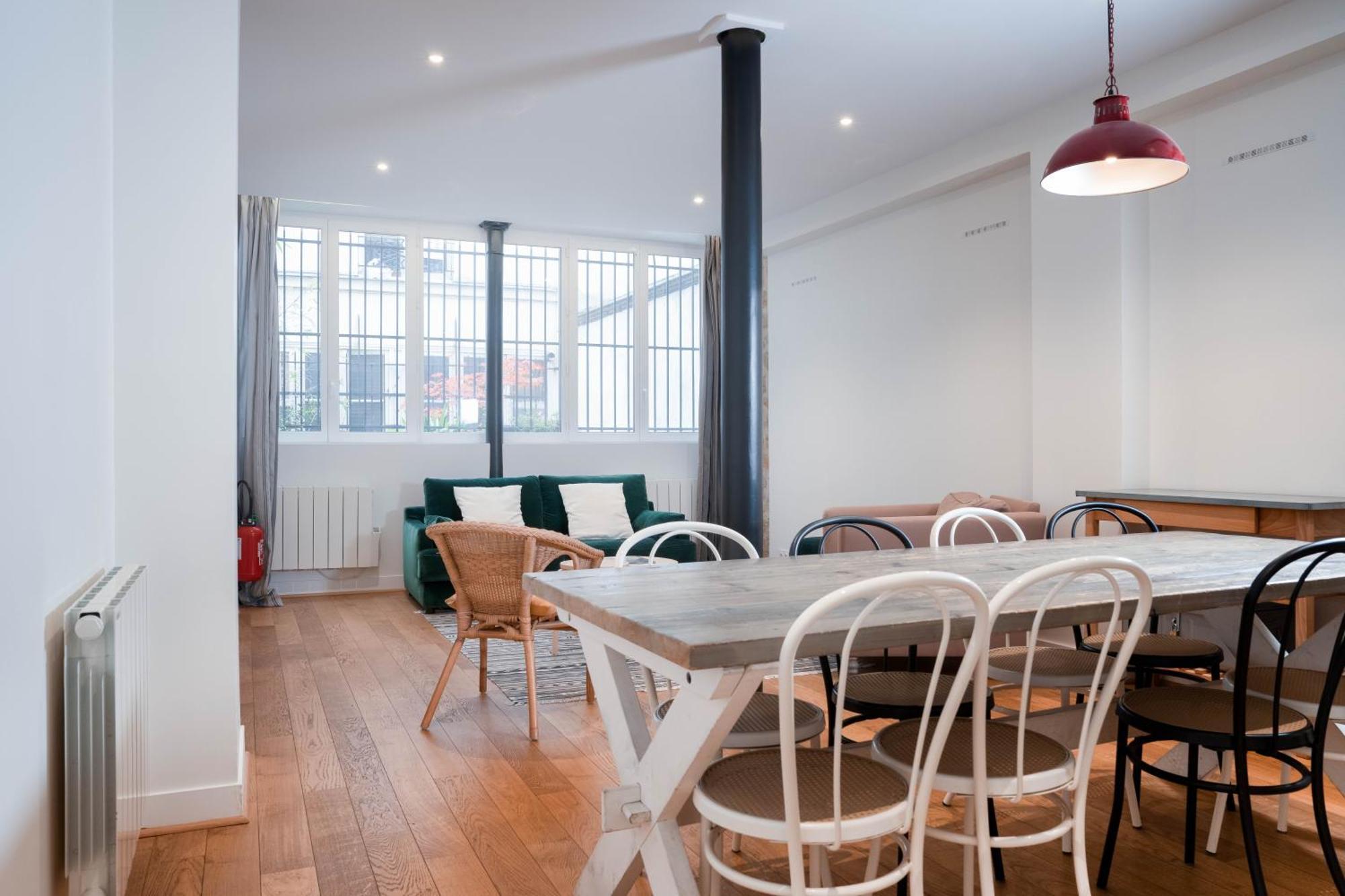Loft Petion Dog Friendly Apartment Париж Екстериор снимка