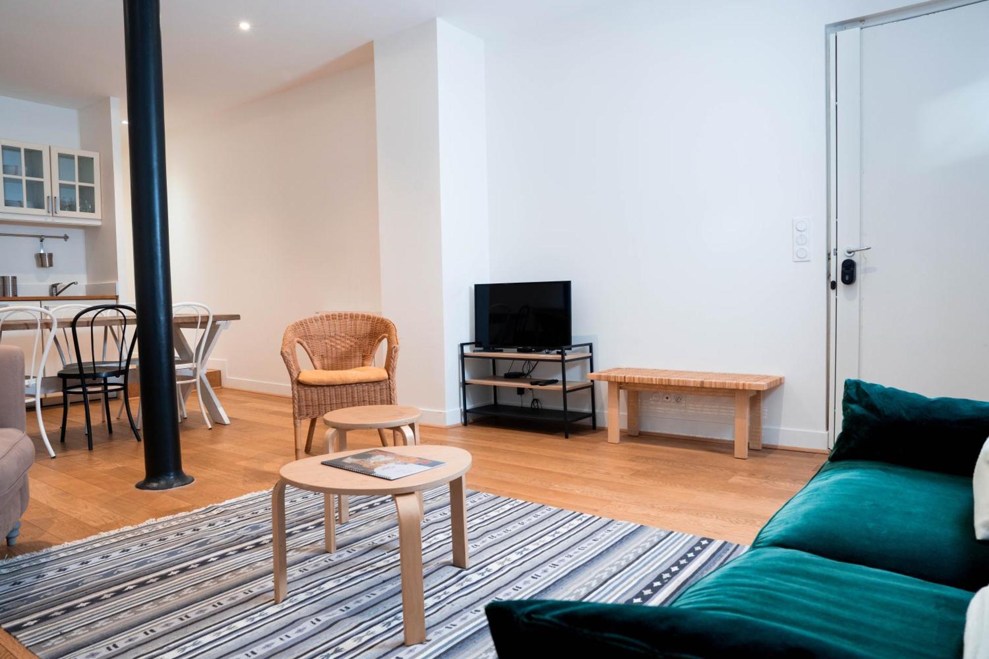 Loft Petion Dog Friendly Apartment Париж Екстериор снимка